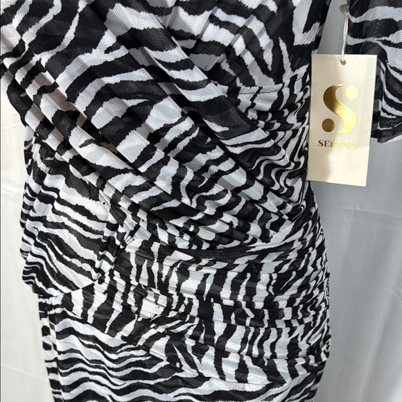 S by Serena Black and White Asymmetrical Zebra Print Dress - Picture 4 of 10